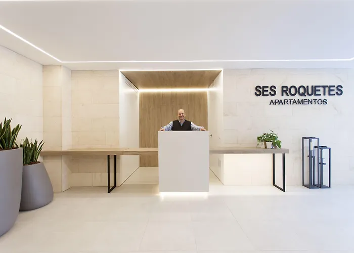 Ses Roquetes Apartment *